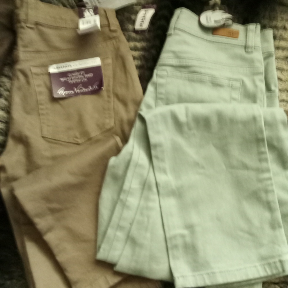4P GV pants NWT